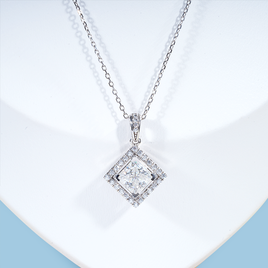 2CT Princess cut D VVS1 moissanite silver Sterling 925 necklaces